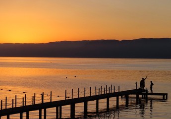Fototapeta premium Ombre al tramonto. Aqaba, Giordania. Foto scattata nel novembre 2019