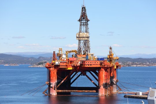 Norway Oil Industry - Offshore Rig