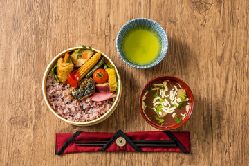 お弁当　Japanese style famous lunch box (bento)
