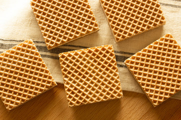 Crispy wafers with chocolate and hazelnut cream