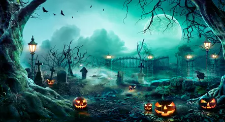 Poster Im Rahmen Jack O & 39 Laternen auf dem Friedhof in der gruseligen Nacht - Halloween-Hintergrund © Romolo Tavani