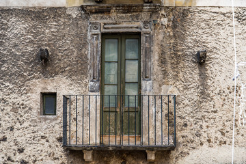 Fototapeta na wymiar pictorial old building of Italian villages