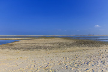 Construction Marker Wadden in the Dutch Markermeer for recreation and nature through the use of dredging sludge covered with sand