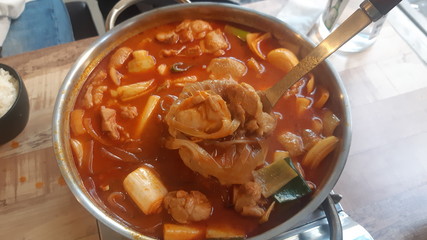 Korean-style Braised Spicy Chicken