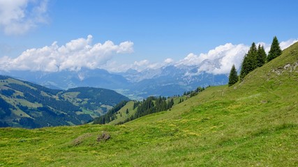 Obraz premium Wanderung durch die Hochalpen, Gebirgswanderung, Alpen, Gebirge