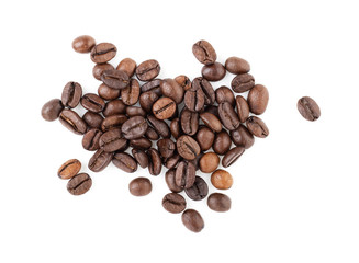 Naklejka premium Brown coffee beans isolated on a white background