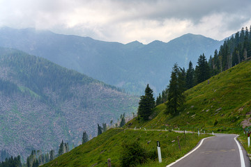 Fototapeta na wymiar Landscape along the road to Manghen pass