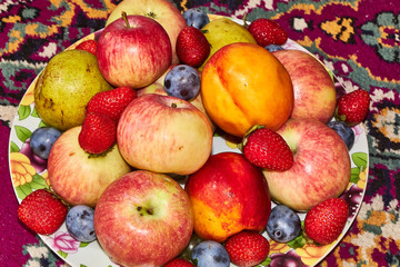 Fresh fruits and berries