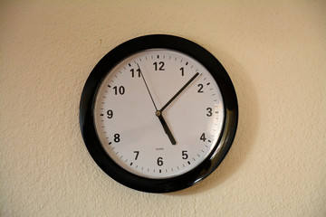 wanduhr