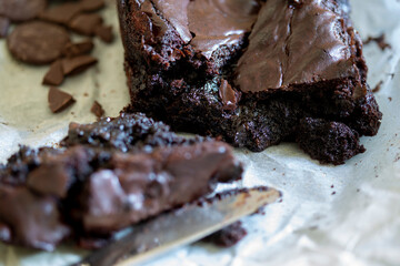 Chocolate Brownie Roaf with Mint