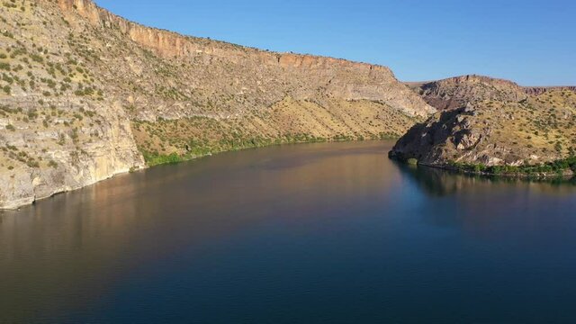 Halfeti is a small farming district on the east bank of the river Euphrates in Şanlıurfa Province in Turkey, 120 km from the city of Şanlıurfa.