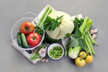 Summer vegetables with herbs