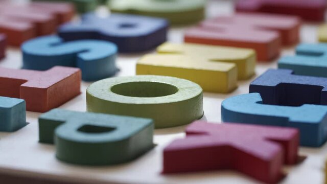 Kids wooden block alphabet puzzle