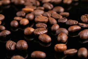 Fototapeta premium Coffee grains pattern texture background