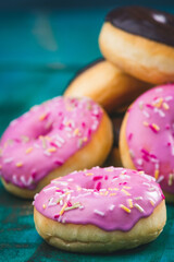 donuts pink