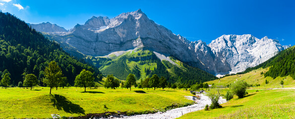 Fototapeta na wymiar panoramic view to beautiful landscape in Bavaria, Germany