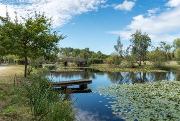 HOURTIN (Gironde, France), parc municipal de L'&icirc;le aux enfants sur le lac d'Hourtin-Carcans