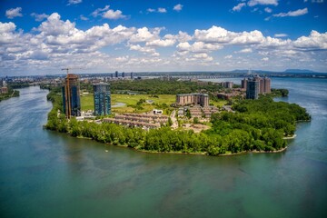 Vue de l'ile des soeurs