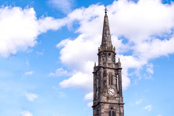 Fototapeta na wymiar Edinburgh Clock Tower