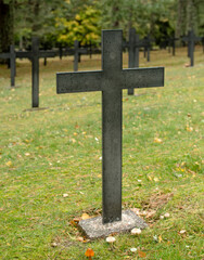 Croix tombale au cimetière allemand d'Hohrodberg, France