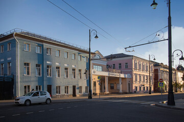Fototapeta na wymiar View of the street in centre of Rybinsk town,
