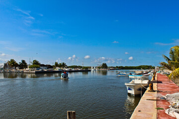 cienega, barcos, lanchas, botes, playa, oceano, sisal, merida, yucatan