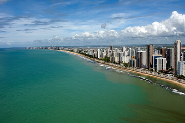 Fototapeta na wymiar Praia de Boa Viagem em Recife, Pernambuco