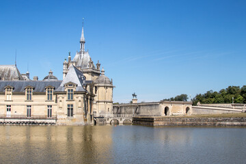 Fototapeta na wymiar Chantilly city with its parks, stables and castle