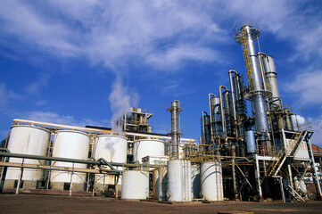 Colunas de destilação de usina de cana