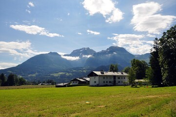 Fototapeta na wymiar Unterwegs am Hochschwarzeck im Berchtesgadener Land