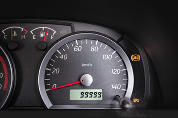 Fototapeta premium 自動車走行距離表示99999キロ オドメーター