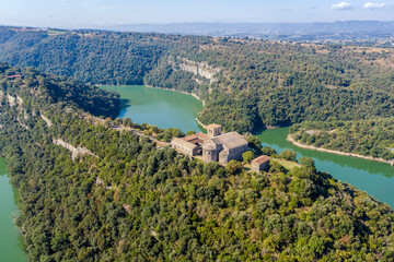 Fototapeta na wymiar Benedictine monastery of Sant Pere de Casserres on the Ter river