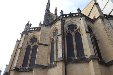 la cathédrale de Bayonne, style gothique, vue de l'extérieur, ville de Bayonne, département des Pyrénées Atlantiques, France
