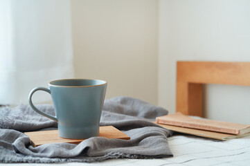 窓ぎわの珈琲時間_1