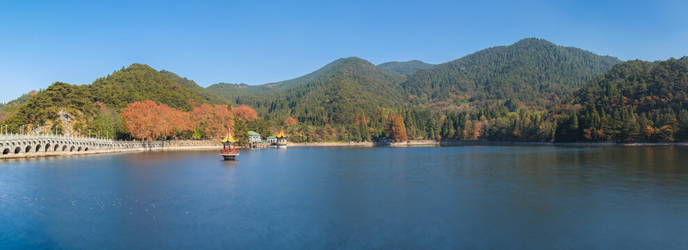 Beautiful Mountain Lu geopark landscapes in late autumn, Jiujiang, Jiangxi, China