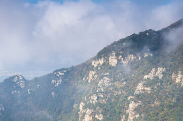 Obraz premium Beautiful Mountain Lu geopark landscapes in late autumn, Jiujiang, Jiangxi, China