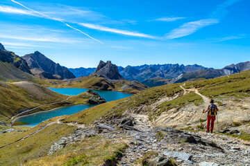 Il lago superiore di Roburent al confine tra l’Italia e la Francia, tra le valli dell’Oronaye e...
