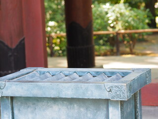 鎌倉　妙法寺の賽銭入れ