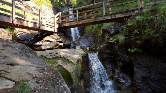 Hochfall Wasserfall bei Bodenmais im Bayerischen Wald Deutschlnad