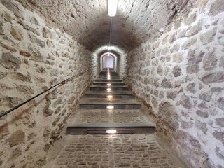 Obraz premium View of narrow alley in the old town of Ibiza,Spain
