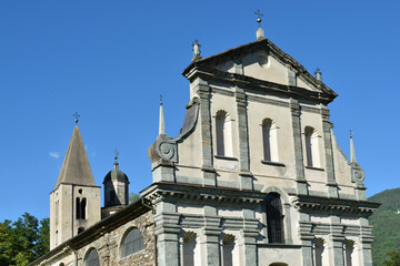 Fototapeta na wymiar Valtellina - Santuario Madonna del Piano