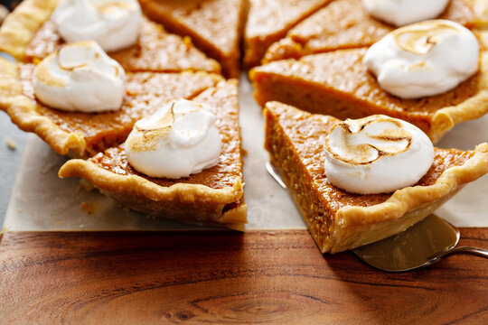Sweet potato pie with toasted marshmallow topping