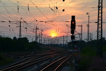 Fototapeta na wymiar Sunset over the train tracks
