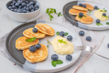 sweet home made vanilla pancakes with fresh berries