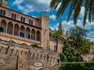 Side view from the Cathedral of Santa Mar&iacute;a of Palma (La Seu).