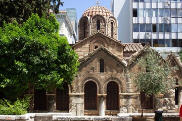 Naklejka premium The old church of Panagia Kapnikarea in Athens, Greece
