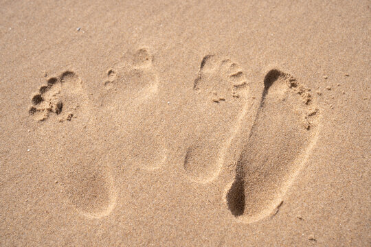 Fußabdrücke im Sand 4. Footprint in sand