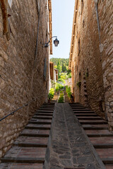 Fototapeta na wymiar architecture of streets and buildings in the town of gubbio