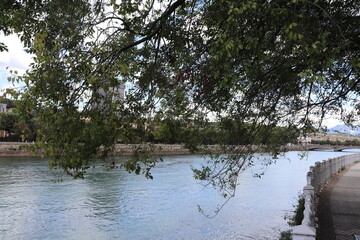 Les bords du fleuve Urumea dans Saint Sébastien, ville de Saint Sébastien, Espagne
