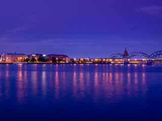 Fototapeta na wymiar Riga by night